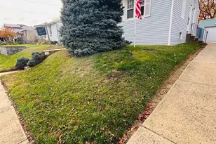 8012 Lawndale Ave, Philadelphia, PA 19111 - Photo 4