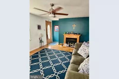 8012 Lawndale Avenue, Philadelphia, PA 19111 - Photo 10