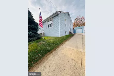 8012 Lawndale Avenue, Philadelphia, PA 19111 - Photo 2