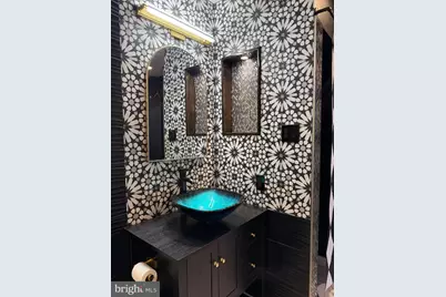 1601 Spring Garden Street #318, Philadelphia, PA 19130 - Photo 22