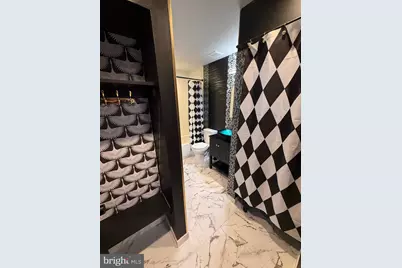 1601 Spring Garden Street #318, Philadelphia, PA 19130 - Photo 20