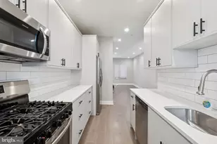 1533 S Lambert St, Philadelphia, PA 19146 - Photo 16