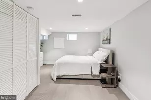 2038 Montrose St, Philadelphia, PA 19146 - Photo 20