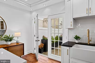 805 S 19th Street, Philadelphia, PA 19146 - Photo 12