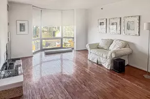 2020 Walnut St, Philadelphia, PA 19103 - Photo 2