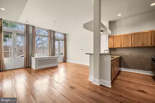 38 N Front St, Philadelphia, PA 19106 - Photo 2