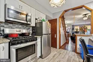 2415 Sharswood St, Philadelphia, PA 19121 - Photo 10