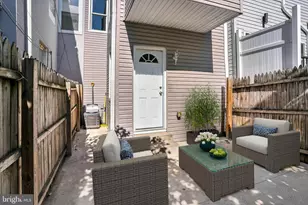 2636 Manton St, Philadelphia, PA 19146 - Photo 4