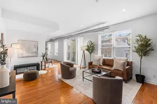 712 N 2nd St, Philadelphia, PA 19123 - Photo 2