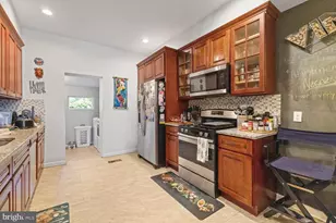 173 W Wyneva St, Philadelphia, PA 19144 - Photo 10