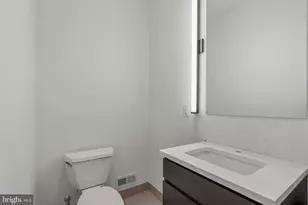 660 Fairmount Ave, Philadelphia, PA 19123 - Photo 32