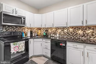 2021 N 16th St, Philadelphia, PA 19121 - Photo 6