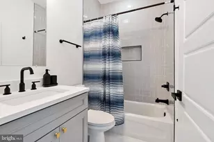 1735 S 23rd St, Philadelphia, PA 19145 - Photo 56