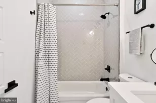 1735 S 23rd St, Philadelphia, PA 19145 - Photo 36