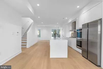 635 N 7th Street #H4B, Philadelphia, PA 19123 - Photo 8