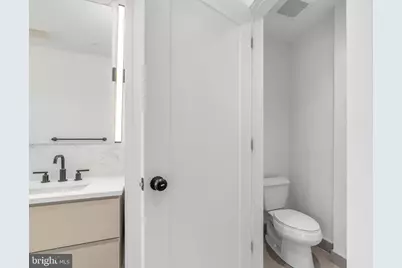 635 N 7th Street #H4B, Philadelphia, PA 19123 - Photo 20