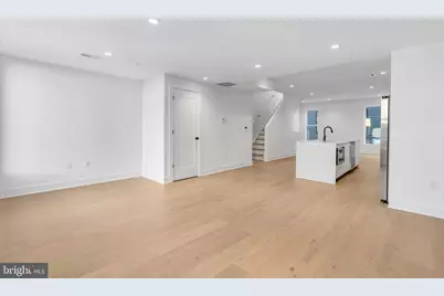 635 N 7th Street #H4B, Philadelphia, PA 19123 - Photo 10