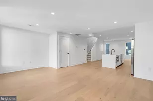 635 N 7th St, Philadelphia, PA 19123 - Photo 10