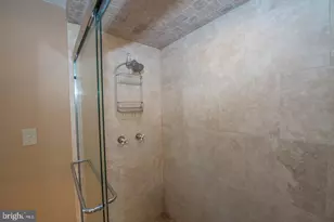 2822 Ogden St, Philadelphia, PA 19130 - Photo 12