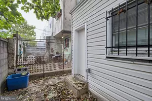 2025 S 22nd St, Philadelphia, PA 19145 - Photo 12