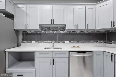 2025 S 22nd Street, Philadelphia, PA 19145 - Photo 10