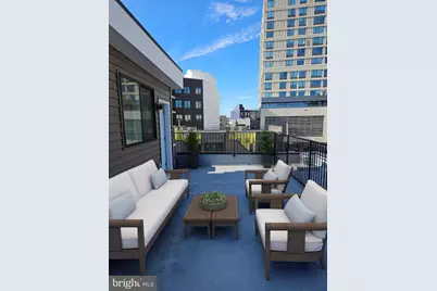 678 N 13th Street, Philadelphia, PA 19123 - Photo 4