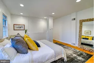 1026 Pine St, Philadelphia, PA 19107 - Photo 14