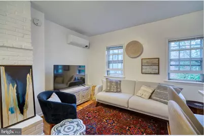 1026 Pine Street, Philadelphia, PA 19107 - Photo 6