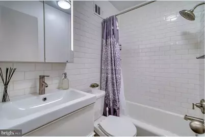 1026 Pine Street, Philadelphia, PA 19107 - Photo 18