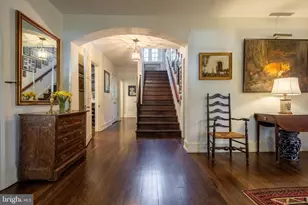 8401 St Martins Ln, Philadelphia, PA 19118 - Photo 6