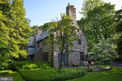 8401 Saint Martins Lane, Philadelphia, PA 19118 - Photo 1