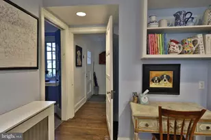 8401 St Martins Ln, Philadelphia, PA 19118 - Photo 16