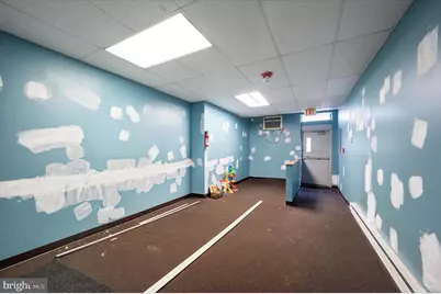 37 S 60th St, Philadelphia, PA 19139 - Photo 2