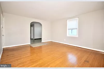8035 Pine Road #2ND FLOOR, Philadelphia, PA 19111 - Photo 6