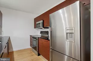 934 N 3rd St, Philadelphia, PA 19123 - Photo 12