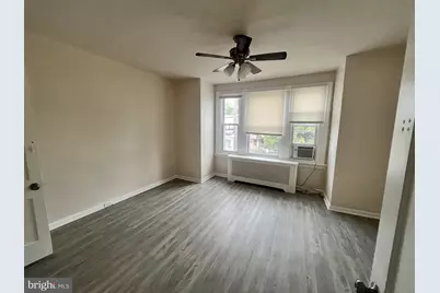 426 W Fisher Avenue, Philadelphia, PA 19120 - Photo 4