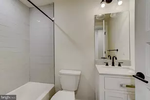 728 S 10th St, Philadelphia, PA 19147 - Photo 6