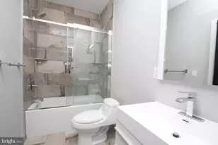 755 N Capitol St, Philadelphia, PA 19130 - Photo 8