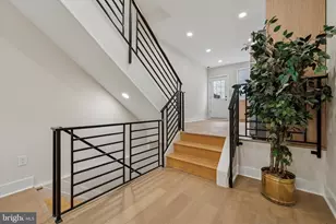 2440 E Harold St, Philadelphia, PA 19125 - Photo 8