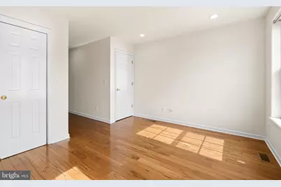 2121 Montrose Street, Philadelphia, PA 19146 - Photo 12