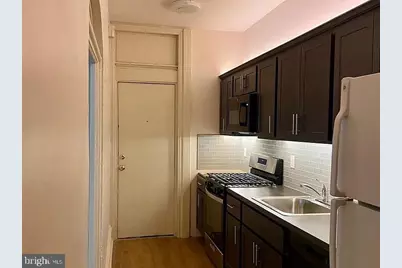 112 N 34th Street #1R, Philadelphia, PA 19104 - Photo 6