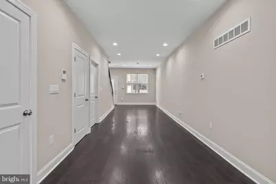 2113 Reed St, Philadelphia, PA 19146 - Photo 8