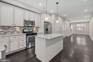 2113 Reed St, Philadelphia, PA 19146 - Photo 4