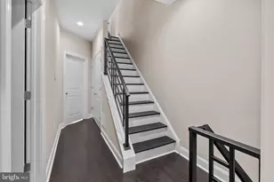 2113 Reed St, Philadelphia, PA 19146 - Photo 16