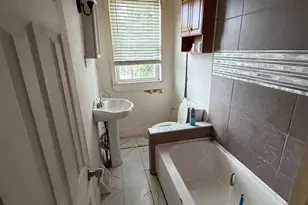 5700 Kingsessing Ave, Philadelphia, PA 19143 - Photo 12