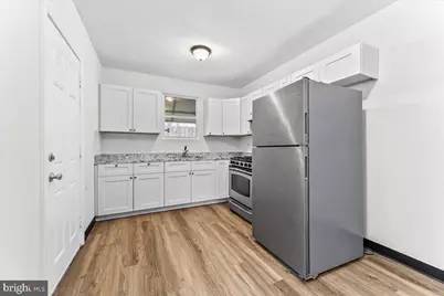 2518 S Fairhill Street, Philadelphia, PA 19148 - Photo 12