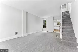 2518 S Fairhill St, Philadelphia, PA 19148 - Photo 4