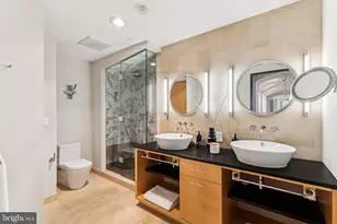 202 W Rittenhouse Square, Philadelphia, PA 19103 - Photo 30