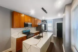 2010 Rowan St, Philadelphia, PA 19140 - Photo 10