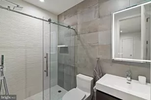 1646 Carlton St, Philadelphia, PA 19103 - Photo 56